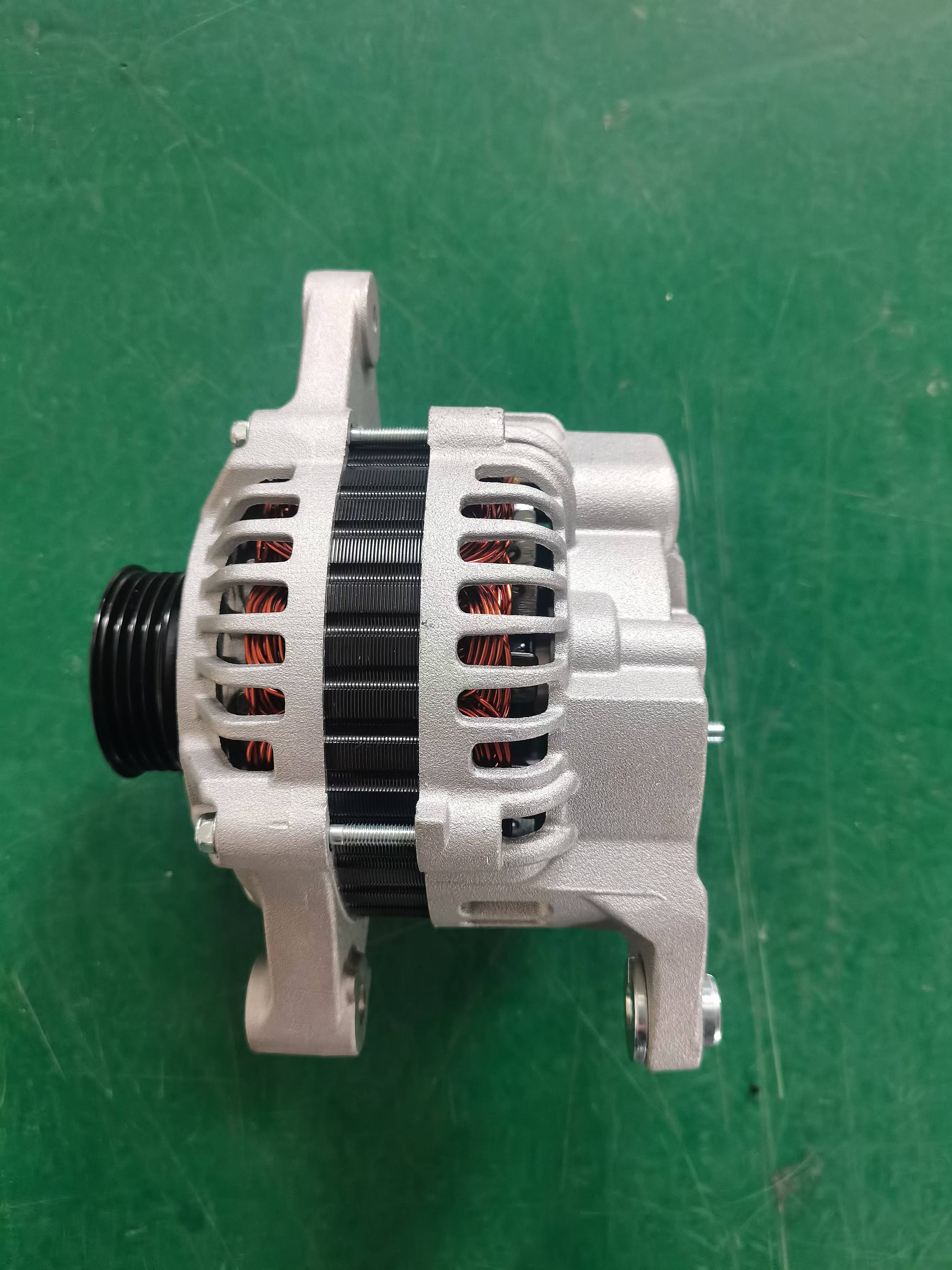 Alternator auto auto 115655 12V 110A 1-3492-25W 301n20182z